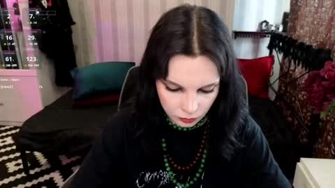 Nancy online show from 06-04-26, 06:52