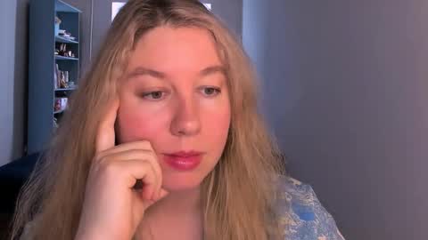 Nancy online show from 03-17-26, 07:44