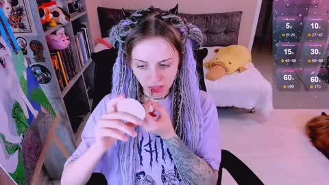 Monday-Friday 12-4 AM and 6-9 AM New York time online show from 12-06-24, 11:00