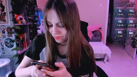 Monday-Friday 12-4 AM and 6-9 AM New York time online show from 01-25-25, 08:10