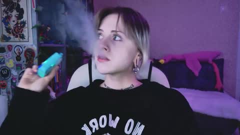 Snapshot of nanitamoore chatting on 06-02-26, 05:04 Monday-Friday 12-4 AM and 6-9 AM New York time online show from 06-02-26, 05:04