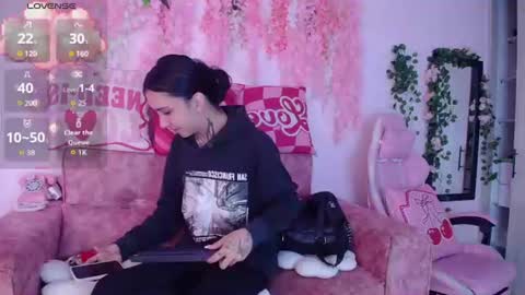 naomi_femme online show from 06-22-26, 11:51