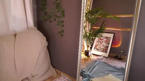 naomi_hotterr online show from 07-12-26, 05:48