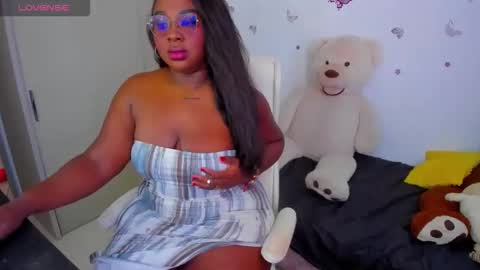 Nathalia King online show from 05-13-26, 02:36