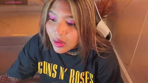 Naomi  online show from 03-30-26, 12:17