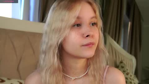 Angel online show from 04-07-26, 11:10