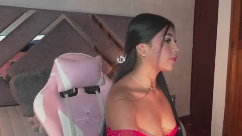 Naomi-Gray  online show from 08-04-26, 06:32