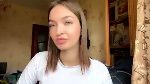 Snapshot of naomiortea chatting on 06-23-26, 10:57 Lesi online show from 06-23-26, 10:57