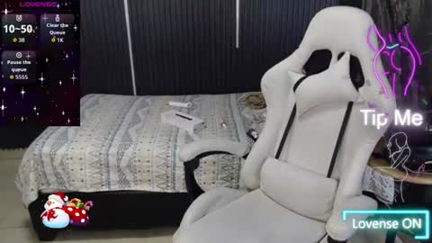 Naomis online show from 08-01-26, 02:05
