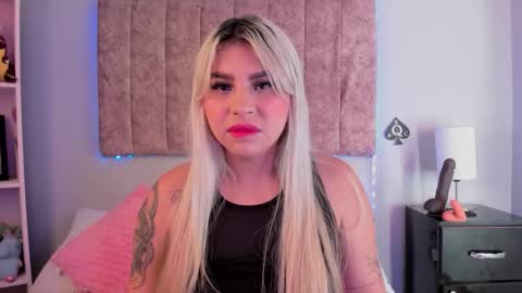 Laura  online show from 02-19-26, 07:48