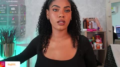 Naomi     online show from 03-01-26, 07:05