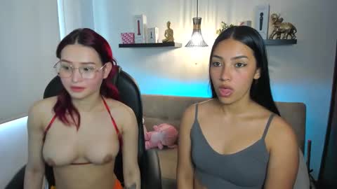 Snapshot of naomy_stanley chatting on 05-28-26, 04:26 Naomy Stanley online show from 05-28-26, 04:26