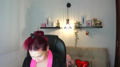 Snapshot of naomy_stanley chatting on 06-08-26, 10:32 Naomy Stanley online show from 06-08-26, 10:32