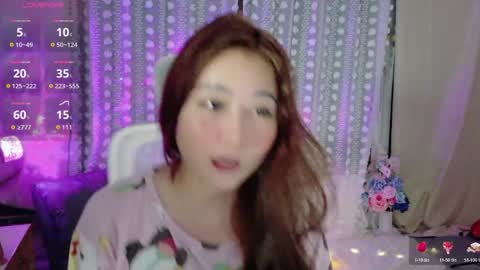 Snapshot of napat_jiejie chatting on 05-10-26, 03:17 Napat jiejie online show from 05-10-26, 03:17