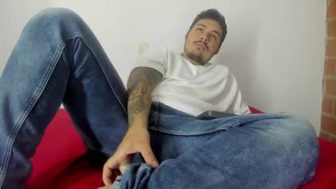 Snapshot of narciso_kh chatting on 06-03-26, 04:59 deibyd online show from 06-03-26, 04:59