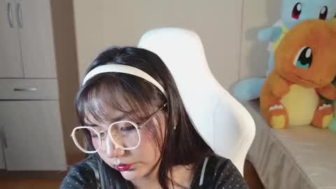 Snapshot of naree_masaki chatting on 03-30-26, 10:27 Naree online show from 03-30-26, 10:27