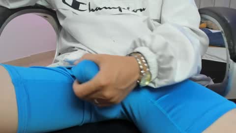 Snapshot of nascary_fox chatting on 04-14-26, 01:39 Nascary Fox online show from 04-14-26, 01:39