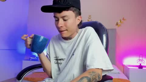 Nascary Fox online show from 05-05-26, 12:02