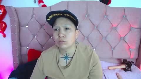 nat_evans8 online show from 03-20-26, 04:28