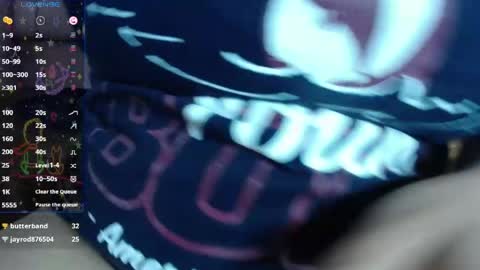 nat_evans8 online show from 06-05-26, 06:52