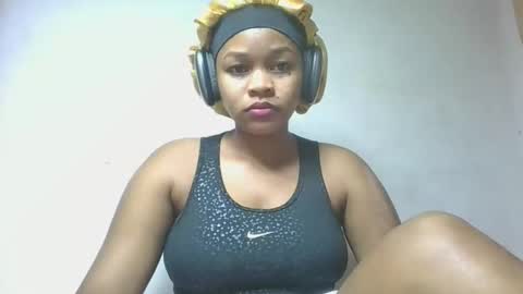 natachazz online show from 04-18-26, 04:11
