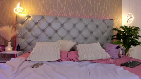 natalia online show from 05-25-26, 04:46