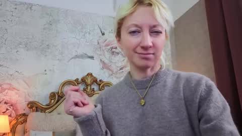 Natalie online show from 03-12-26, 07:25