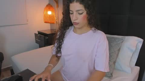 N A T A L I E online show from 05-12-26, 11:51