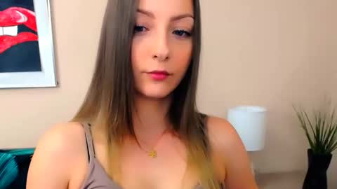 Snapshot of natalie_live chatting on 04-29-26, 06:39 NatalieSexy online show from 04-29-26, 06:39