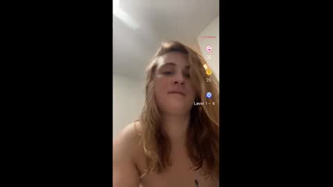 Snapshot of natalielynn4216 chatting on 01-19-26, 12:36 natalielynn4216 online show from 01-19-26, 12:36