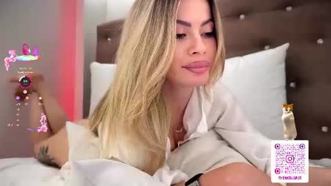 Snapshot of natalimurr chatting on 06-16-26, 04:53 Natali online show from 06-16-26, 04:53