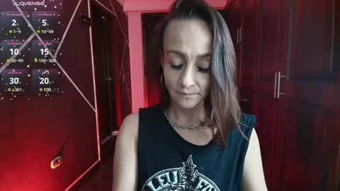 Snapshot of natashamason chatting on 01-10-25, 02:55 Natasha Mason online show from 01-10-25, 02:55