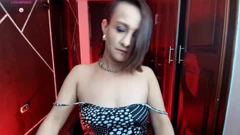 Snapshot of natashamason chatting on 01-23-25, 11:37 Natasha Mason online show from 01-23-25, 11:37