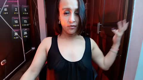 Snapshot of natashamason chatting on 01-28-25, 05:56 Natasha Mason online show from 01-28-25, 05:56