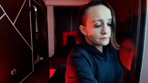 Snapshot of natashamason chatting on 02-17-25, 11:44 Natasha Mason online show from 02-17-25, 11:44