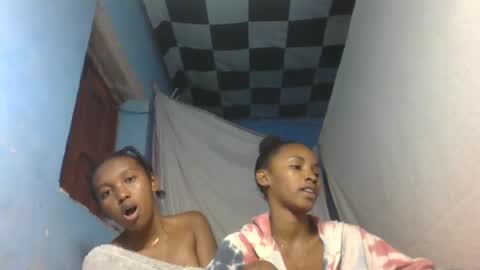 nathalia069 online show from 07-06-26, 07:27
