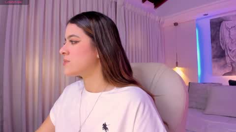Snapshot of nathalie_rivers chatting on 04-20-26, 11:24 NATHALIE online show from 04-20-26, 11:24