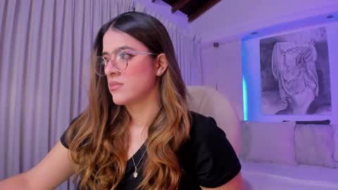 Snapshot of nathalie_rivers chatting on 04-29-26, 11:03 NATHALIE online show from 04-29-26, 11:03