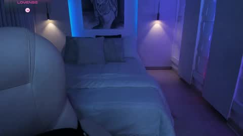 Snapshot of nathalie_rivers chatting on 04-30-26, 11:16 NATHALIE online show from 04-30-26, 11:16
