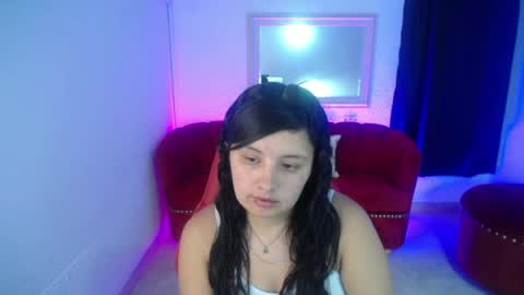 Snapshot of nathaly_low chatting on 07-09-26, 12:31 nathaly low online show from 07-09-26, 12:31