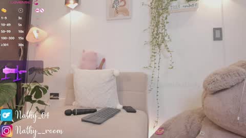 Snapshot of nathaly_star04 chatting on 04-10-26, 01:22 online show from 04-10-26, 01:22