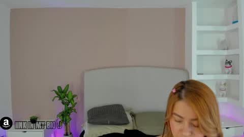NATHALY  online show from 05-23-26, 10:41