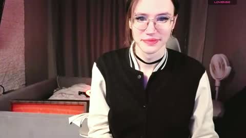 This name is so sexy you cant pronounce it. online show from 12-15-25, 12:26