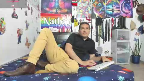 Snapshot of nathannathaniel chatting on 07-11-26, 02:03 nathan nathaniel online show from 07-11-26, 02:03