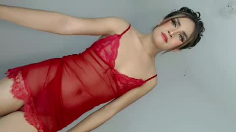 Snapshot of nattayah chatting on 06-16-26, 06:27 Nathalie smith online show from 06-16-26, 06:27