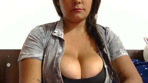 natalia online show from 05-27-26, 03:47