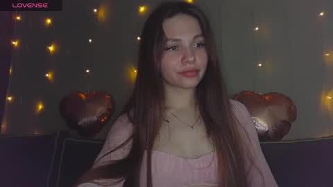 Snapshot of nature_starlight chatting on 04-13-26, 01:49 Eva online show from 04-13-26, 01:49