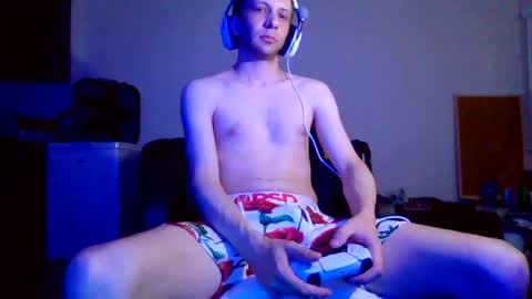 Snapshot of natureboyy420 chatting on 07-30-26, 03:05 Greatwhite420 online show from 07-30-26, 03:05