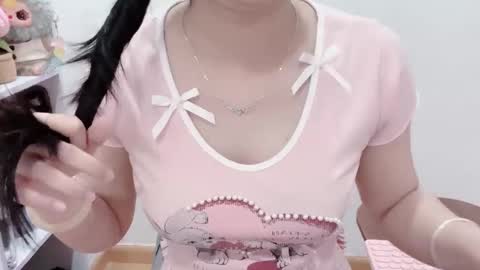 Snapshot of natycutiegirl chatting on 03-20-26, 02:16 Kiki online show from 03-20-26, 02:16