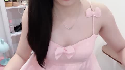 Snapshot of natycutiegirl chatting on 04-22-26, 02:14 Kiki online show from 04-22-26, 02:14